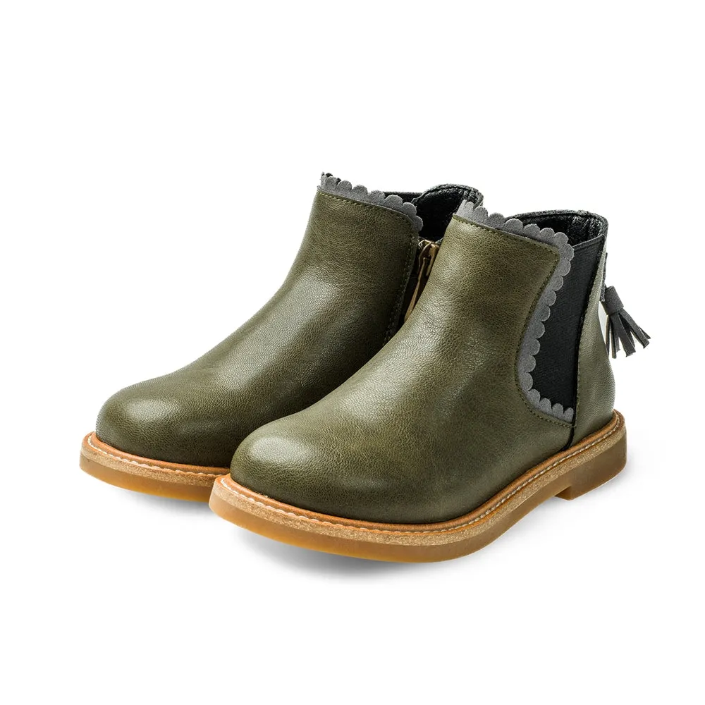 Tassel Tail Kids Chelsea Boots