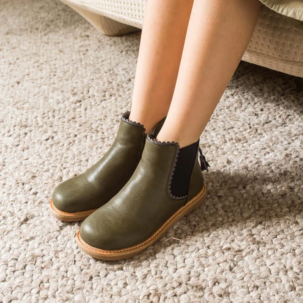 Tassel Tail Kids Chelsea Boots
